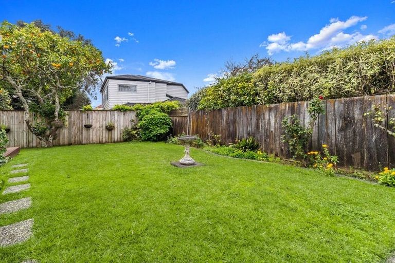 Photo of property in 17a Fairleigh Avenue, Mount Albert, Auckland, 1025