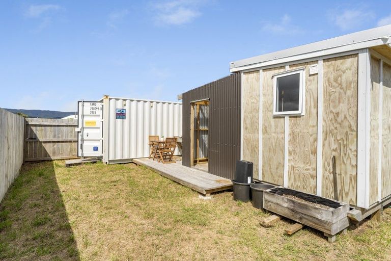 Photo of property in 47 Seagrass Place, Otaki Beach, Otaki, 5512
