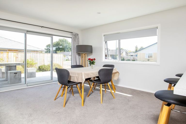 Photo of property in 18 Tarata Grove, Lansdowne, Masterton, 5810
