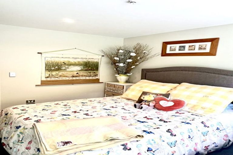 Photo of property in 1 Simeon Quay, Lyttelton, 8082