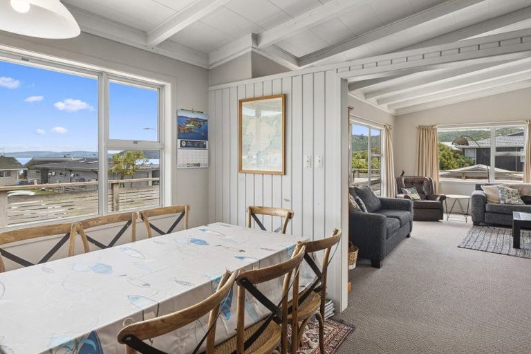 Photo of property in 11 Nisbet Terrace, Kinloch, Taupo, 3377