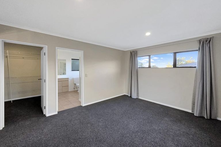 Photo of property in 14 Murrayfield Lane, Manurewa, Auckland, 2105