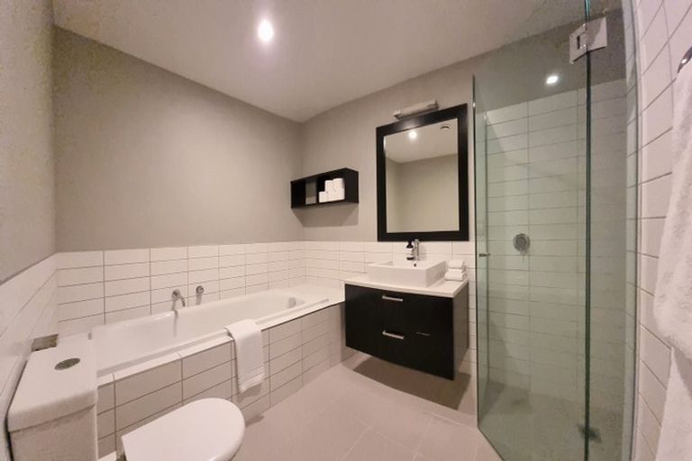 Photo of property in 9 Chews Lane, Wellington Central, Wellington, 6011