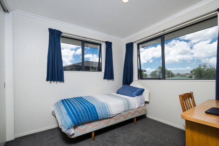 Photo of property in 20a Duncan Avenue, Te Atatu South, Auckland, 0610