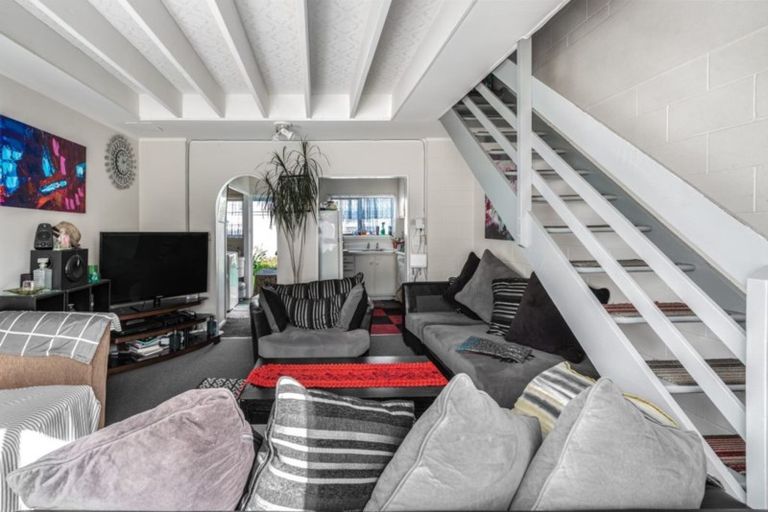 Photo of property in 4/121 Mangere Road, Otahuhu, Auckland, 1062