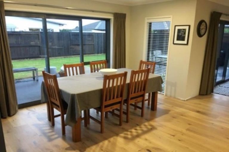 Photo of property in 11 Marlin Terrace, Bell Block, New Plymouth, 4312