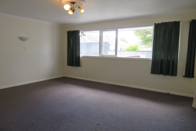 Photo of property in 2/3 Rosebank Terrace, Stoke, Nelson, 7011