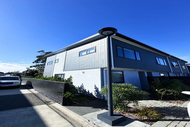 Photo of property in 15 Sealord Place, Manurewa, Auckland, 2102