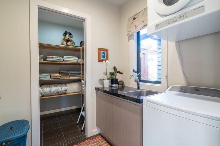 Photo of property in 3 Chestnut Grove, Acacia Bay, Taupo, 3385