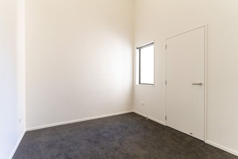 Photo of property in 11 Rangimarie Close, Opaheke, Papakura, 2113