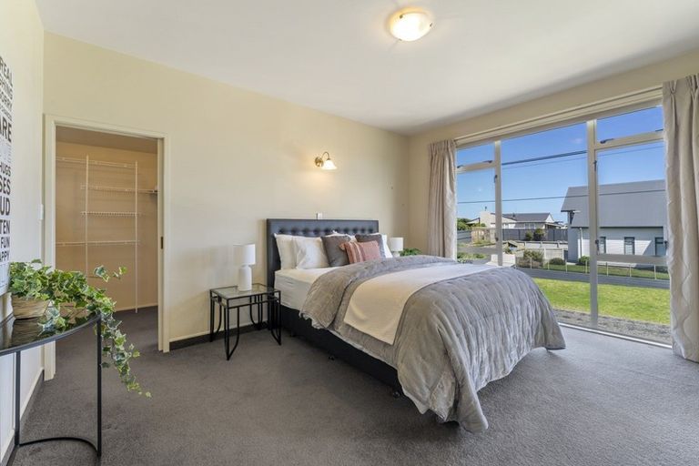 Photo of property in 27 Nelson Street, Foxton Beach, Foxton, 4815