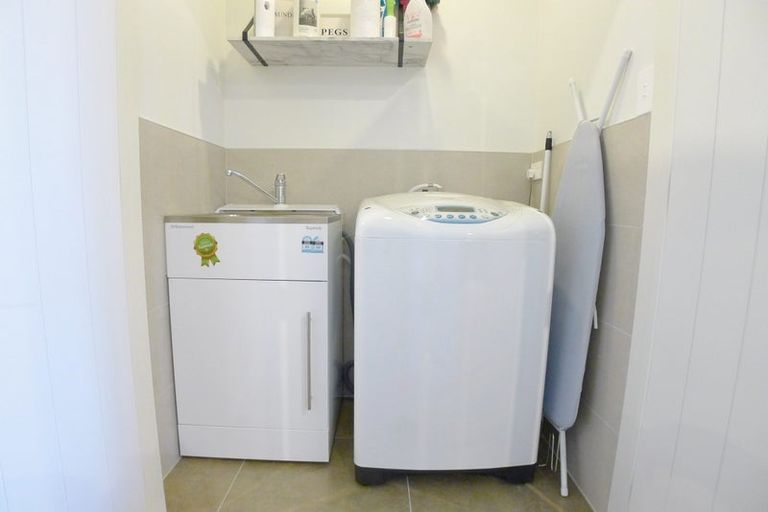 Photo of property in 11 Kauri Drive, Takanini, 2112