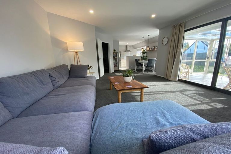 Photo of property in 1/25 Kingham Place, Avonhead, Christchurch, 8042