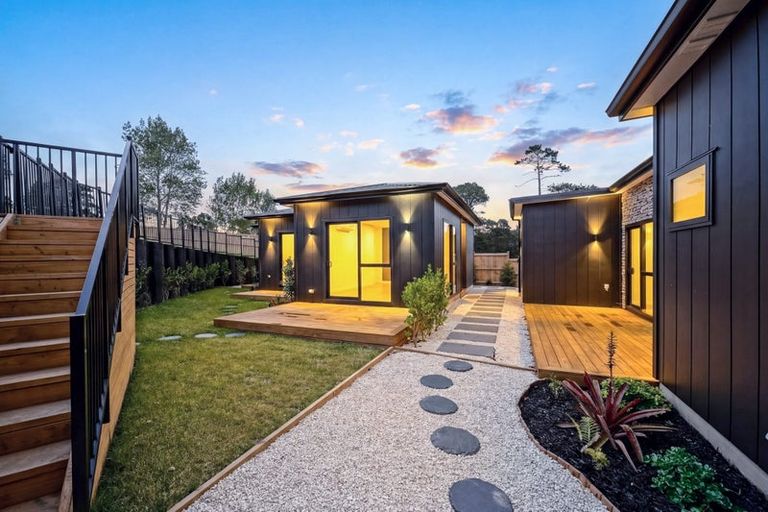 Photo of property in 30 Katote Avenue, Swanson, 0614