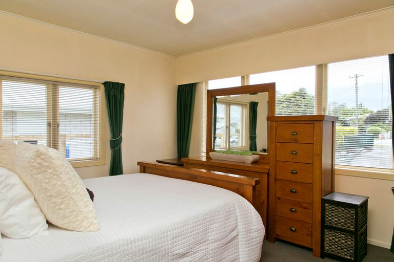 Photo of property in 17 Taupo View Road, Taupo, 3330