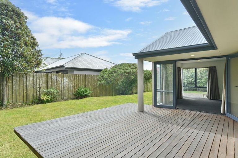 Photo of property in 137 Kotuku Crescent, Woolston, Christchurch, 8023