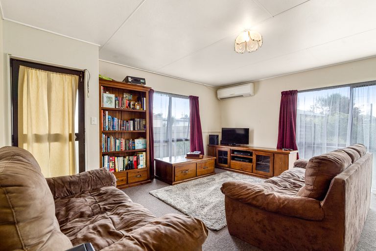Photo of property in 22a Robinson Avenue, Holdens Bay, Rotorua, 3010