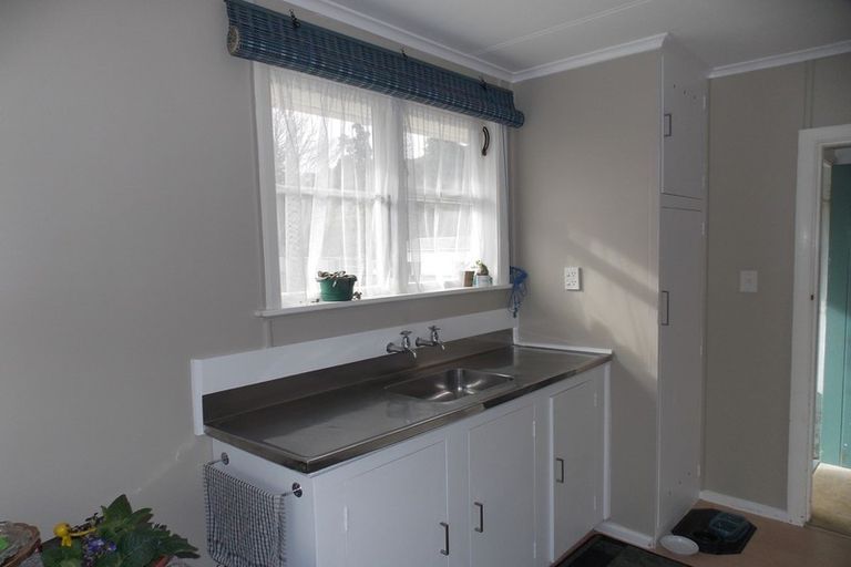 Photo of property in 3 Wilson Road, Hunterville, 4730