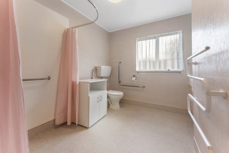 Photo of property in 1 Hughes Court, Pahiatua, 4910