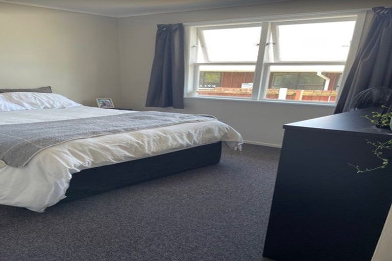 Photo of property in 17 Riwai Street, Paraparaumu, 5032