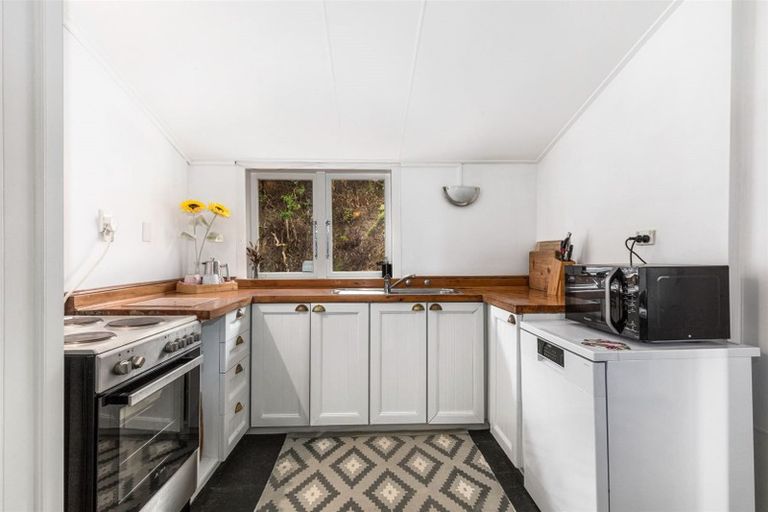Photo of property in 58 Conclusion Street, Ascot Park, Porirua, 5024
