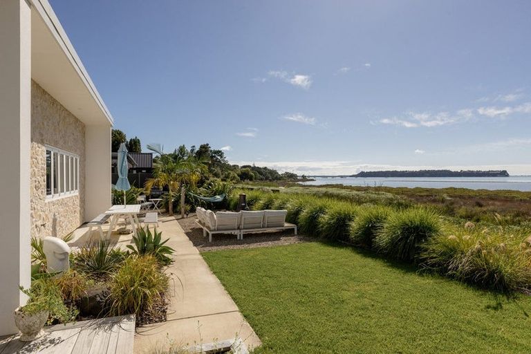 Photo of property in 10 Josephine Place, Omokoroa, 3114