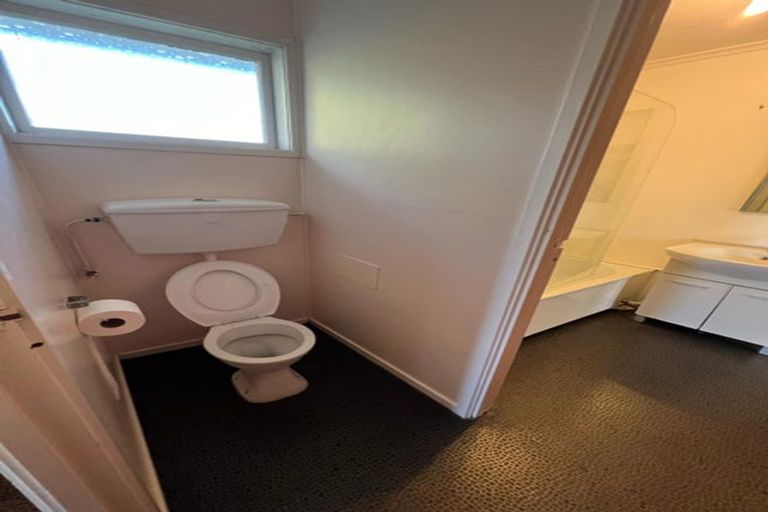 Photo of property in 3 Norman Spencer Drive, Papatoetoe, Auckland, 2104