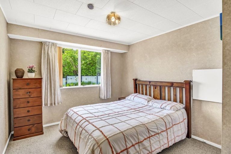 Photo of property in 64 Poplar Avenue, Raumati South, Paraparaumu, 5032