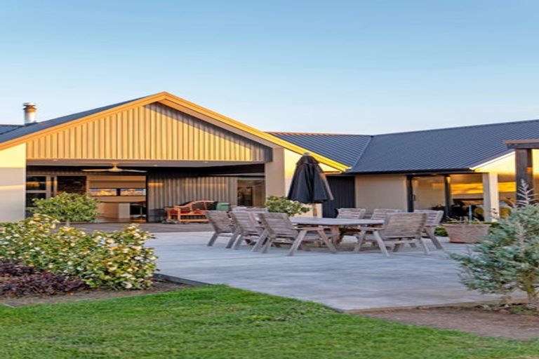 Photo of property in 25 Hallfield Drive, Ohoka, Kaiapoi, 7692