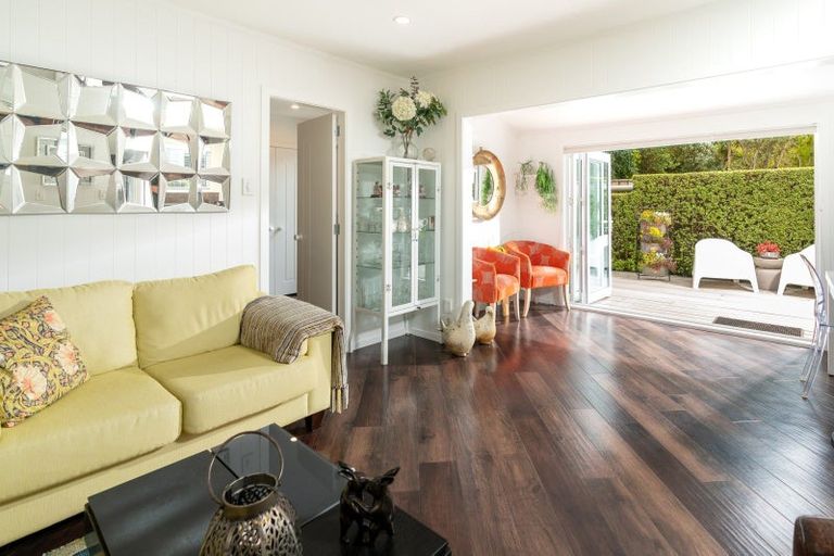 Photo of property in 24b Roy Street, Newtown, Wellington, 6021