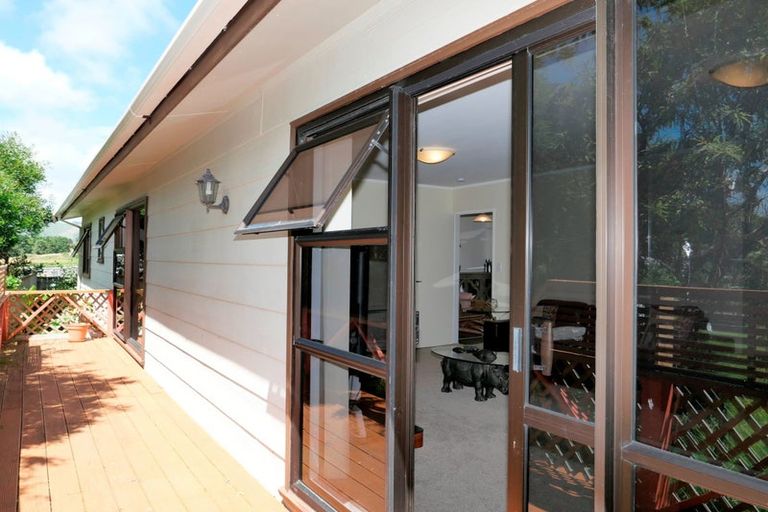 Photo of property in 27 Pitoitoi Street, Otaihanga, Paraparaumu, 5036