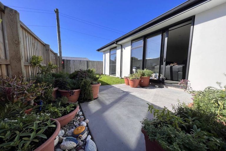 Photo of property in 167 Marine Parade, New Brighton, Christchurch, 8083