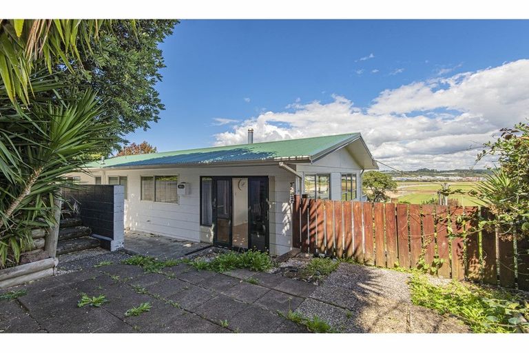 Photo of property in 25 Tanekaha Drive, Parahaki, Whangarei, 0112