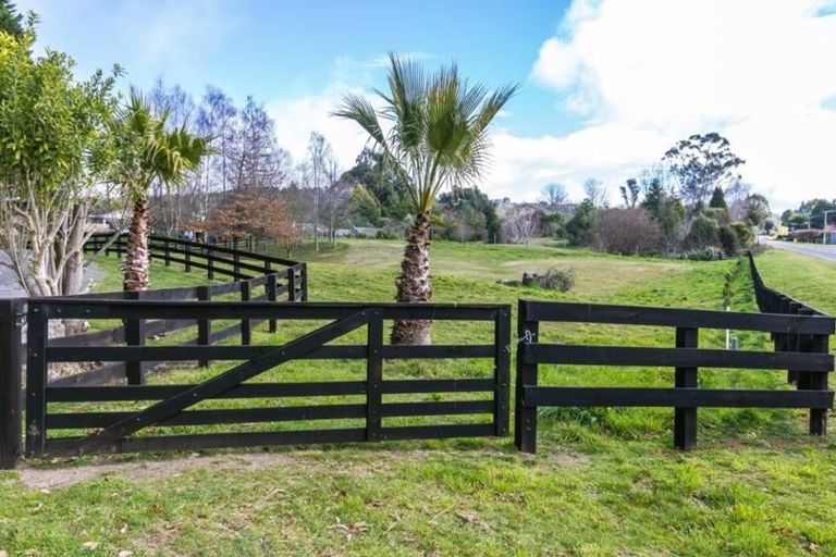 Photo of property in 139 Mapara Road, Acacia Bay, Taupo, 3385