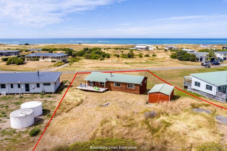 Photo of property in 10 Nunu Drive, Flat Point, Masterton, 5883