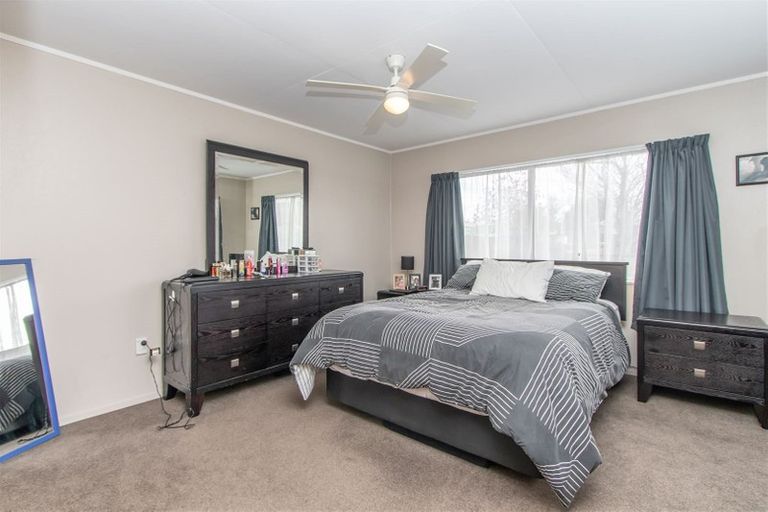 Photo of property in 26 Nikau Street, Inglewood, 4330