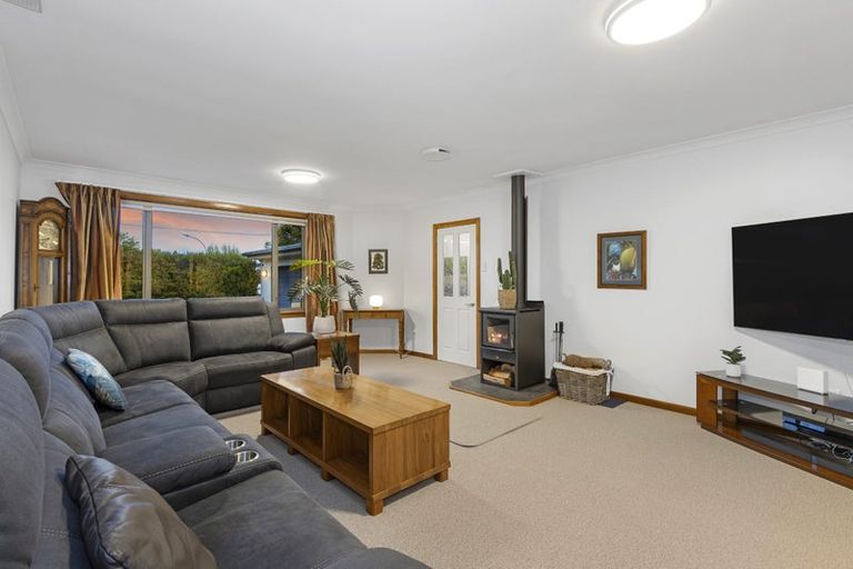 Photo of property in 11 Greers Road, Ilam, Christchurch, 8041