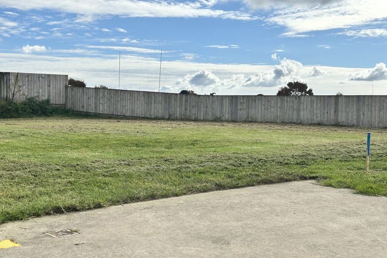 Photo of property in 43 Hanlow Place, Pyes Pa, Tauranga, 3112