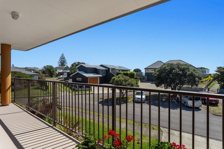 Photo of property in 14 Commodores Close, Coastlands, Whakatane, 3120