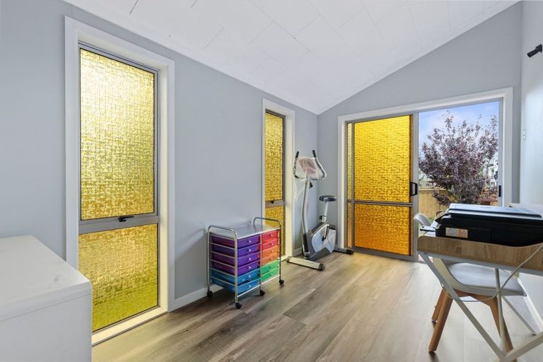 Photo of property in 28 Stirling Street, Te Aroha, 3320