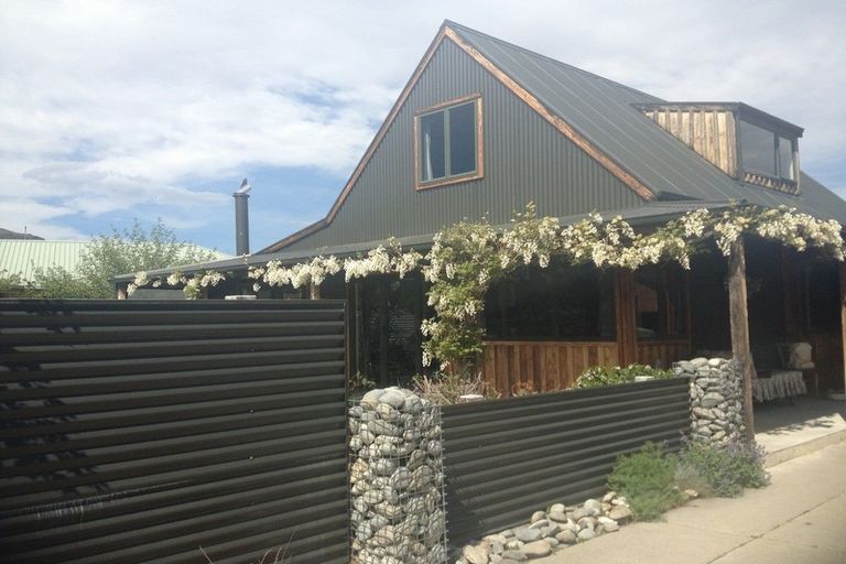 Photo of property in 88 Inniscort Street, Cromwell, 9310