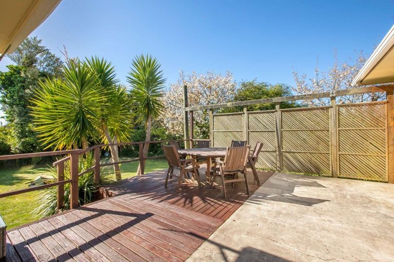 Photo of property in 14 Glenfield Road, Owhata, Rotorua, 3010