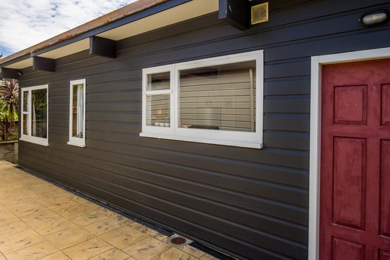 Photo of property in 4 Ayr Place, Papakowhai, Porirua, 5024