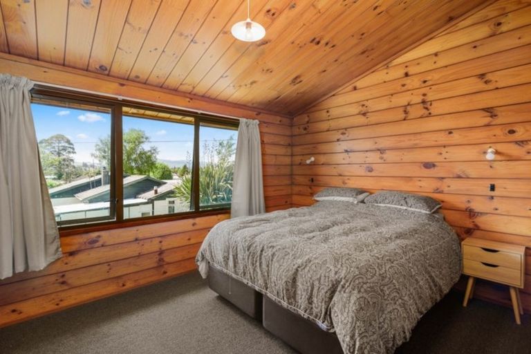 Photo of property in 5 Murray Road, Fairy Springs, Rotorua, 3015