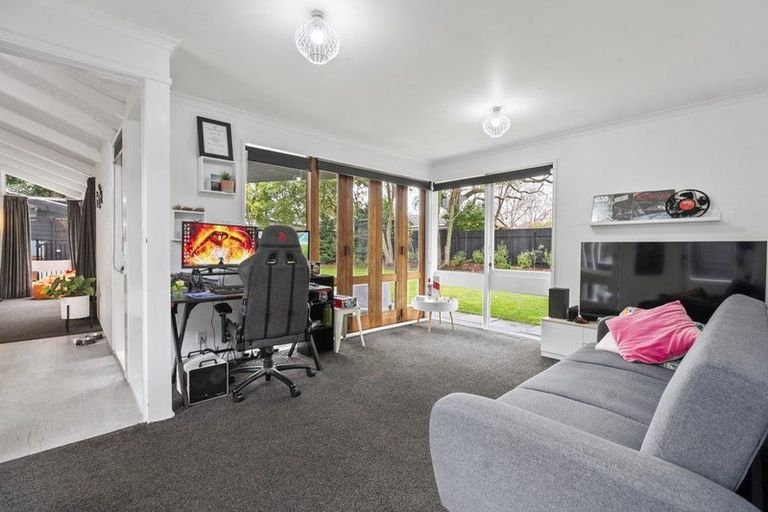 Photo of property in 28 Moerangi Street, West End, Palmerston North, 4410