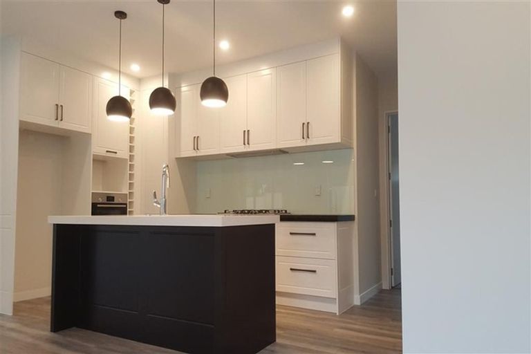 Photo of property in 3b Horizon Way, West Harbour, Auckland, 0618