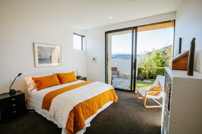 Photo of property in 24 Stackbrae Avenue, Wanaka, 9305