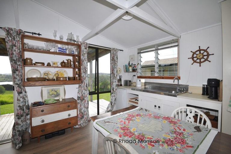 Photo of property in 208 Petley Road, Paparoa, 0571