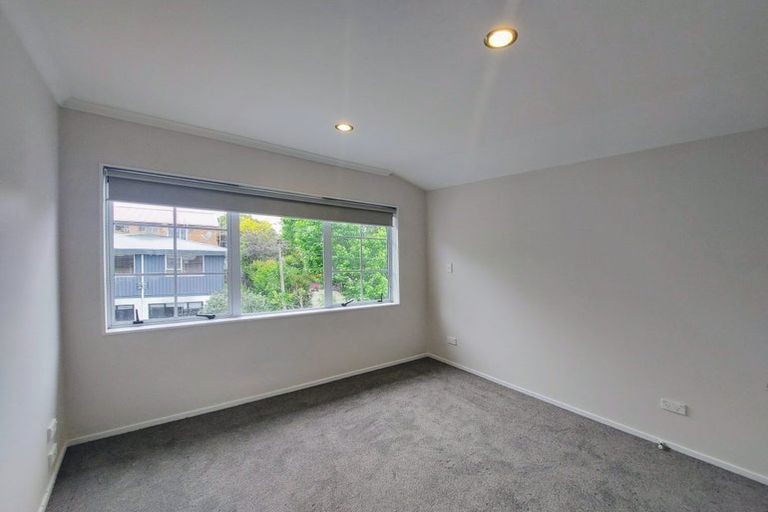 Photo of property in 1/13 Sydney Street, Hauraki, Auckland, 0622