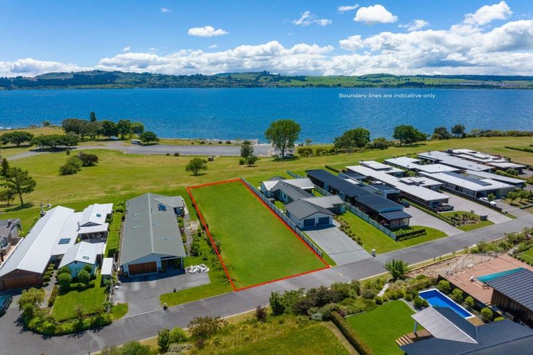 Photo of property in 30 Kuiwai Drive, Rainbow Point, Taupo, 3330